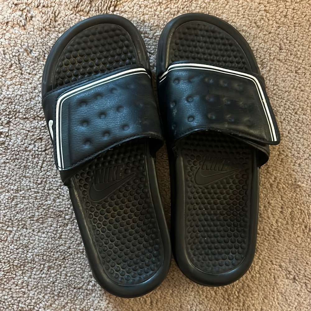 Black Nike Slides